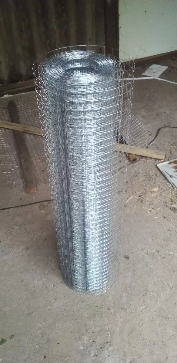 Сетка сварная, ячейка 25х25 мм (рулон 1х25 м) толщина 0,8мм, оцинкованная: купить оптом и в розницу в интернет магазине Сталь Крепеж - размеры, цены, характеристики. Сетка сварная, ячейка 25х25 мм (рулон 1х25 м) толщина 0,8мм, оцинкованная оптом и в розницу на сайте Сталь Крепеж