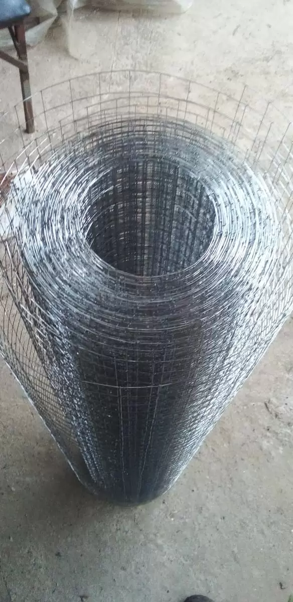 Сетка сварная, ячейка 25х25 мм (рулон 1х25 м) толщина 0,8мм, оцинкованная: купить оптом и в розницу в интернет магазине Сталь Крепеж - размеры, цены, характеристики. Сетка сварная, ячейка 25х25 мм (рулон 1х25 м) толщина 0,8мм, оцинкованная оптом и в розницу на сайте Сталь Крепеж